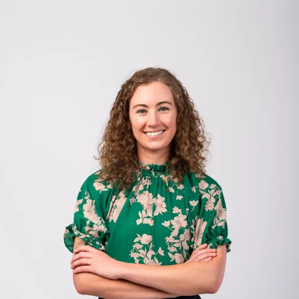 Dr Lindsay Ogle